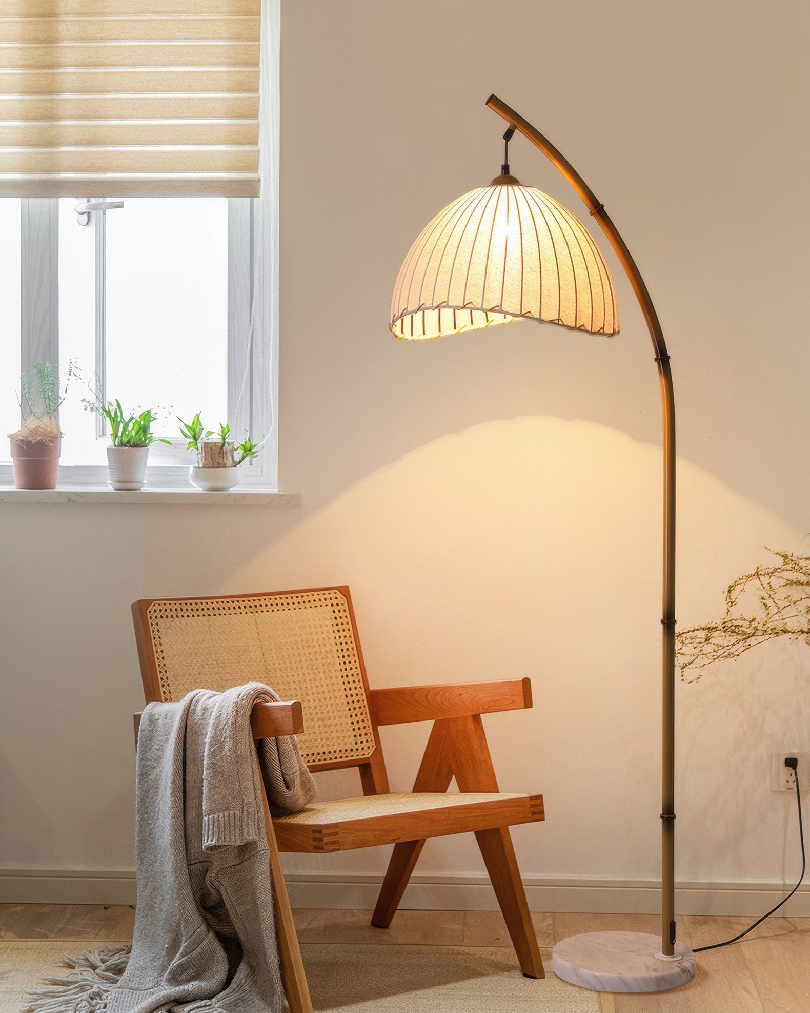 BambooZen | Elegante Lampada da Terra Ispirata al Bambù per Interni 8